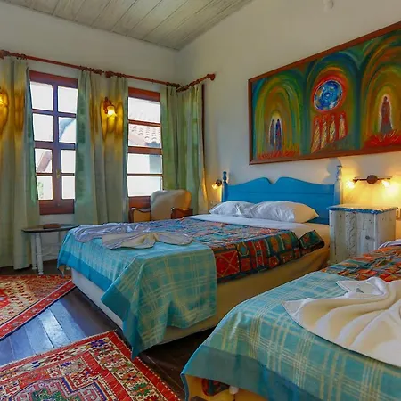 Atelya Art Hotell