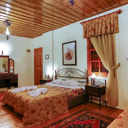 Atelya Art Hotel